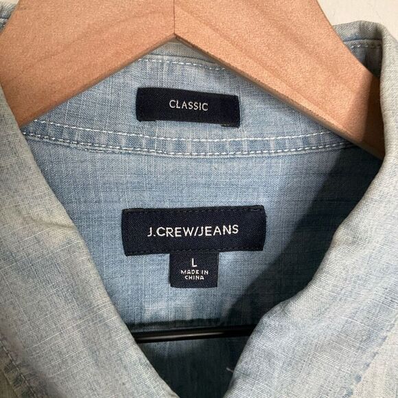 J. Crew Chambray Short Sleeve Shirt - Picture 3 of 4